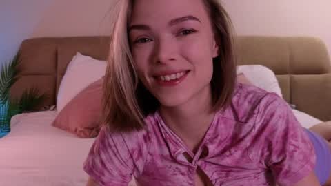Snapshot of eva_natsumi chatting on 02/03/25, 10:14 Eva online show from 02/03/25, 10:14