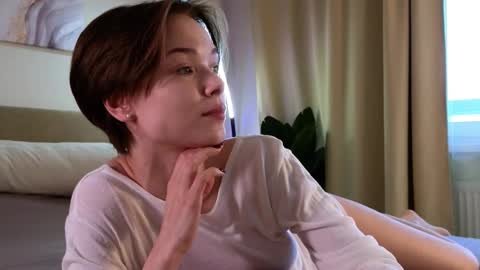Snapshot of eva_natsumi chatting on 03/03/25, 12:27 Eva online show from 03/03/25, 12:27