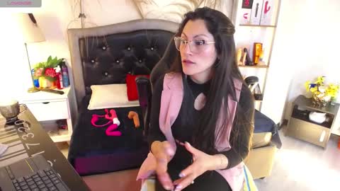 Snapshot of eva_notty_ chatting on 02/28/25, 01:36 Eva Notty online show from 02/28/25, 01:36