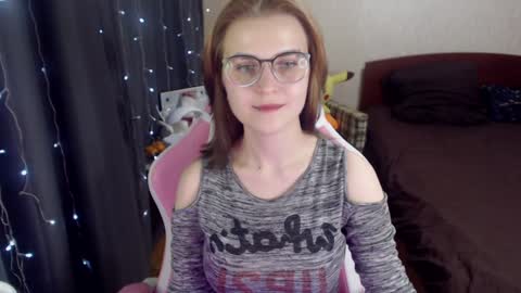 Eva online show from 01/11/25, 01:11