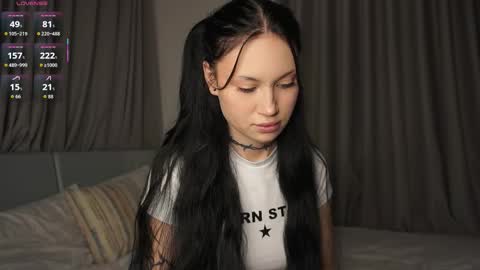 Eva online show from 10/18/25, 02:51