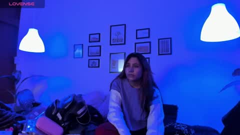 Snapshot of eva_rosee_ chatting on 12/03/24, 11:01 Eva Emily online show from 12/03/24, 11:01