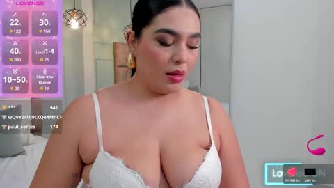 eva_saintt online show from 09/15/25, 07:41