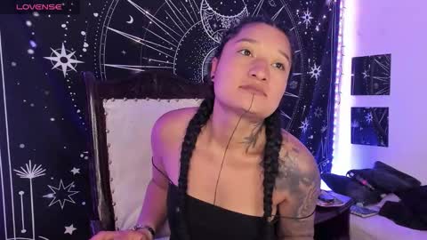 Eva  online show from 10/09/25, 09:18