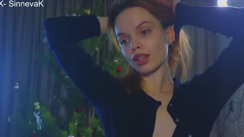 Snapshot of eva_sinn chatting on 12/26/24, 04:04 Hi there i am Eva and i wish create a nice community with you so join my Ticket Show for more pleasure online show from 12/26/24, 04:04