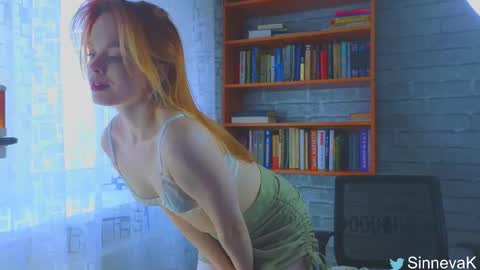 Snapshot of eva_sinn chatting on 03/11/25, 09:45 Hi there i am Eva and i wish create a nice community with you so join my Ticket Show for more pleasure online show from 03/11/25, 09:45