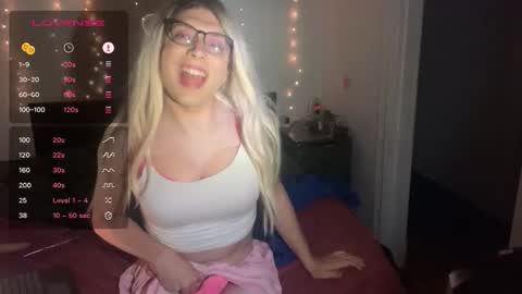 Snapshot of eva_stari chatting on 11/25/25, 12:43 eva_stari online show from 11/25/25, 12:43