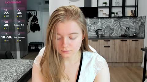 Snapshot of eva_tomiok chatting on 01/07/25, 05:22 Eva online show from 01/07/25, 05:22