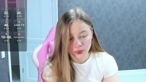 Snapshot of eva_tomiok chatting on 02/07/25, 05:31 Eva online show from 02/07/25, 05:31
