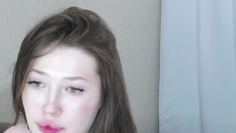 Snapshot of eva_varnerr chatting on 12/27/24, 09:11 eva varnerr online show from 12/27/24, 09:11
