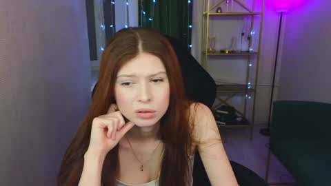 Snapshot of eva_willise chatting on 01/15/25, 03:50 Hi Im Eva new here online show from 01/15/25, 03:50