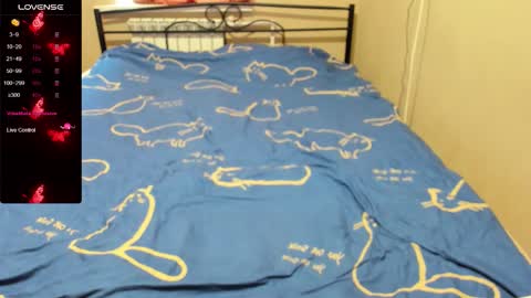 Snapshot of eva_zero chatting on 11/12/25, 10:48 Eva online show from 11/12/25, 10:48