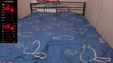 Snapshot of eva_zero chatting on 11/16/25, 12:44 Eva online show from 11/16/25, 12:44