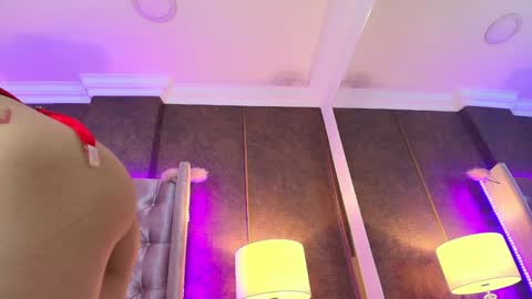 Snapshot of evaa_cloee chatting on 01/14/25, 02:19 EVA CLOEE online show from 01/14/25, 02:19