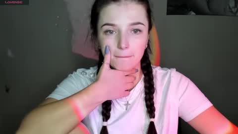 Snapshot of evaamillerr chatting on 12/02/24, 08:30 Eva online show from 12/02/24, 08:30