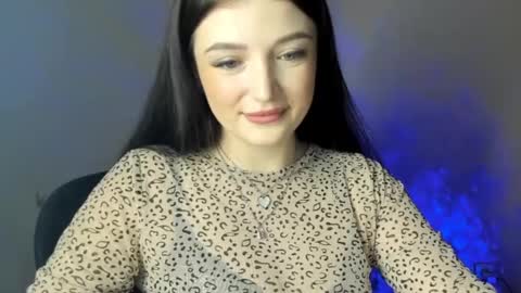 Snapshot of evaamillerr chatting on 02/03/25, 03:17 Eva online show from 02/03/25, 03:17