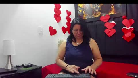 Eva online show from 02/17/25, 09:41