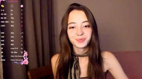 evabradly online show from 10/14/25, 06:31