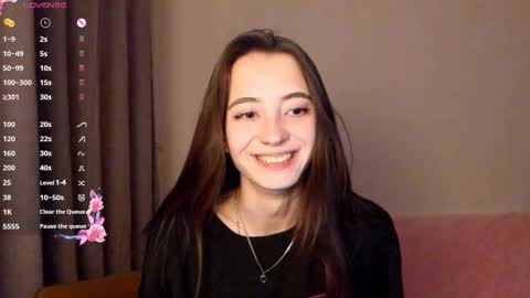 evabradly online show from 10/16/25, 06:53