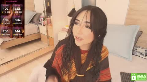 Evadne online show from 11/09/25, 07:12