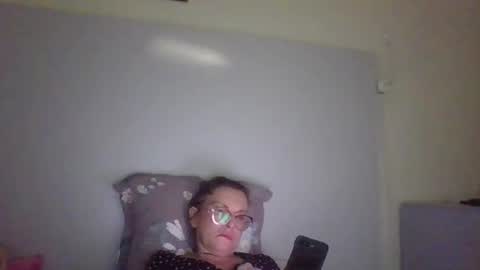 evaglad online show from 10/09/25, 03:21