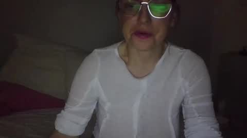 evaglad online show from 10/18/25, 12:24