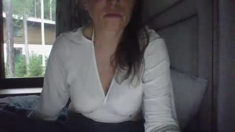 evaglad online show from 10/27/25, 07:23