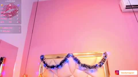 Snapshot of evagrace1 chatting on 12/17/24, 02:01 Eva Grace online show from 12/17/24, 02:01