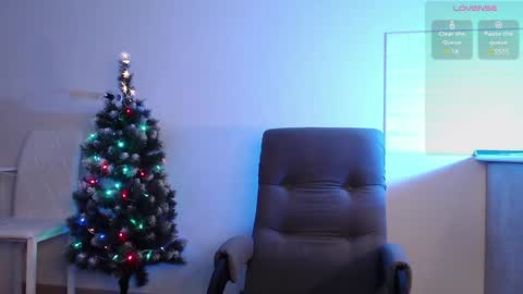 Snapshot of evahailey_ chatting on 12/21/24, 03:14 Eva online show from 12/21/24, 03:14