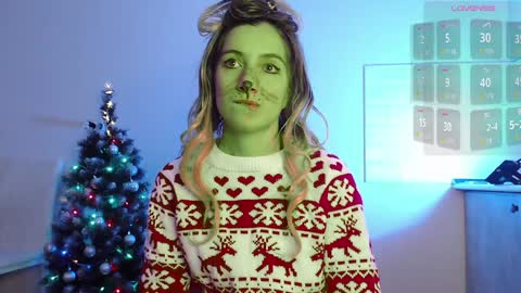 Snapshot of evahailey_ chatting on 12/25/24, 07:57 Eva online show from 12/25/24, 07:57