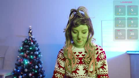 Snapshot of evahailey_ chatting on 12/26/24, 03:27 Eva online show from 12/26/24, 03:27