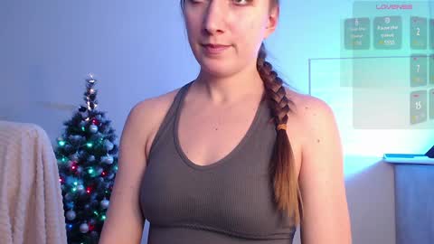 Snapshot of evahailey_ chatting on 01/05/25, 08:11 Eva online show from 01/05/25, 08:11