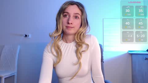 Snapshot of evahailey_ chatting on 01/17/25, 05:11 Eva online show from 01/17/25, 05:11
