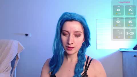 Snapshot of evahailey_ chatting on 02/13/25, 06:30 Eva online show from 02/13/25, 06:30