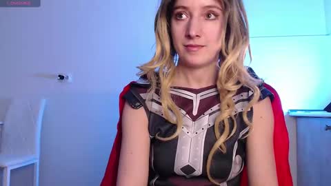Snapshot of evahailey_ chatting on 03/06/25, 04:19 Eva online show from 03/06/25, 04:19
