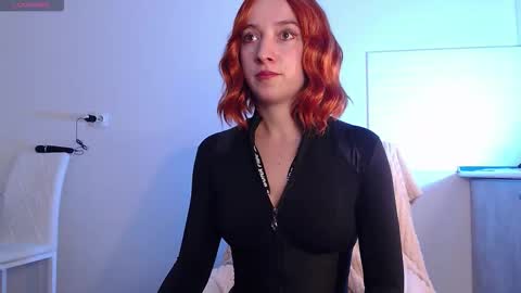 Snapshot of evahailey_ chatting on 09/18/25, 03:08 Eva online show from 09/18/25, 03:08