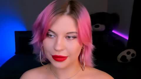 Snapshot of evaharve chatting on 01/12/25, 01:00 Eva online show from 01/12/25, 01:00