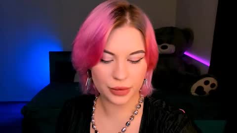 Snapshot of evaharve chatting on 01/12/25, 10:43 Eva online show from 01/12/25, 10:43