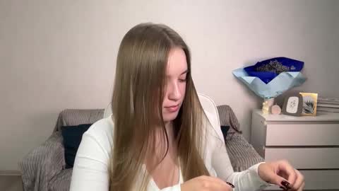 Eva online show from 10/15/25, 06:52