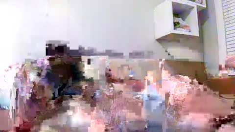 Snapshot of evaloveme72 chatting on 10/04/25, 05:16 Eva online show from 10/04/25, 05:16