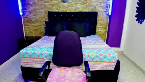 Eva online show from 02/24/25, 01:31