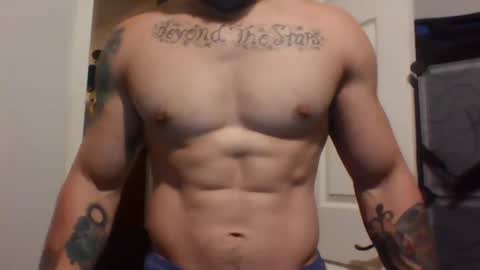 Snapshot of evancage chatting on 10/27/25, 12:04 evan cage online show from 10/27/25, 12:04