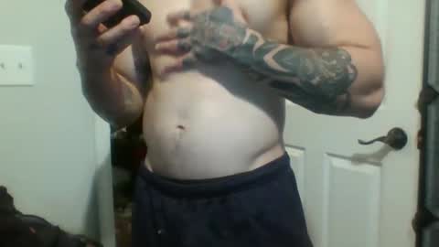 Snapshot of evancage chatting on 11/08/25, 01:17 evan cage online show from 11/08/25, 01:17