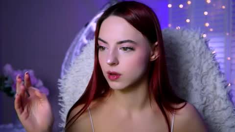 Eva  online show from 10/20/25, 08:37