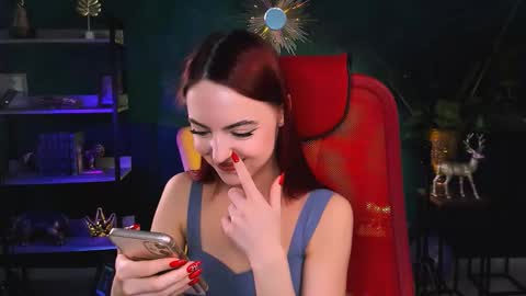 Eva  online show from 11/08/25, 01:00