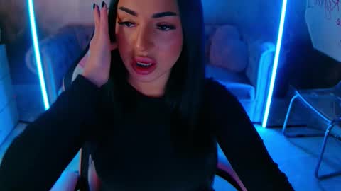 Eva online show from 10/18/25, 05:14