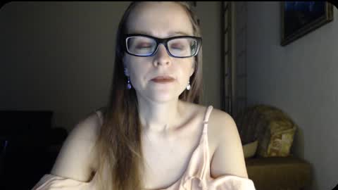 Snapshot of evangeline06 chatting on 01/29/25, 08:40 YourMistress online show from 01/29/25, 08:40