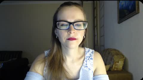 Snapshot of evangeline06 chatting on 02/20/25, 08:06 YourMistress online show from 02/20/25, 08:06