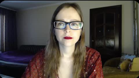 Snapshot of evangeline06 chatting on 03/03/25, 11:44 YourMistress online show from 03/03/25, 11:44
