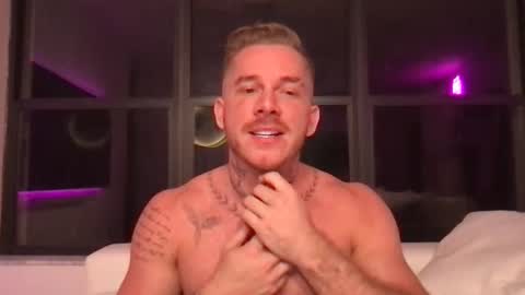 EVAN PITCHER online show from 10/05/25, 01:26
